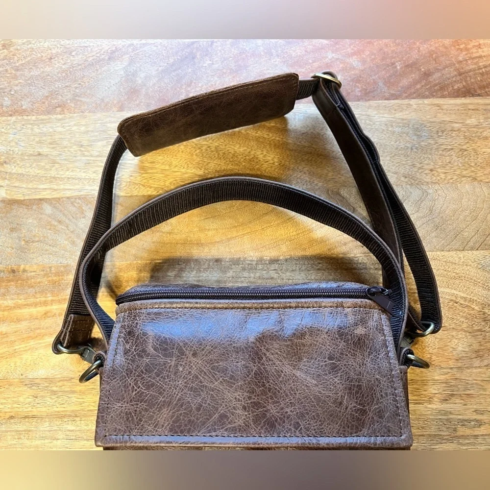Brown Leather Crossbody Bag | Chill n Go 2 Bottle Carrier | Insulated | Brown
